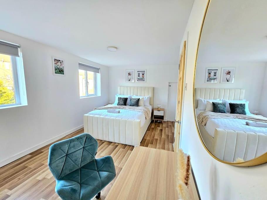 Spacious Haven With Free Parking Glasgow Esterno foto